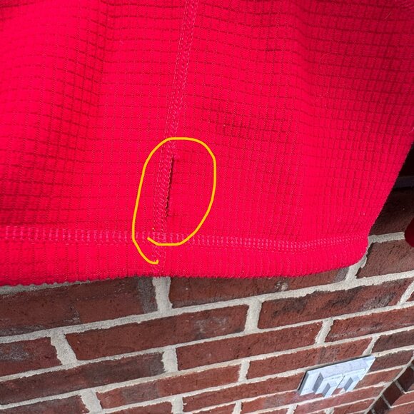 The North Face 1/4 Zip Pullover Mens Med Red Waffle Fleece Athleisure Outdoors - Picture 3 of 12